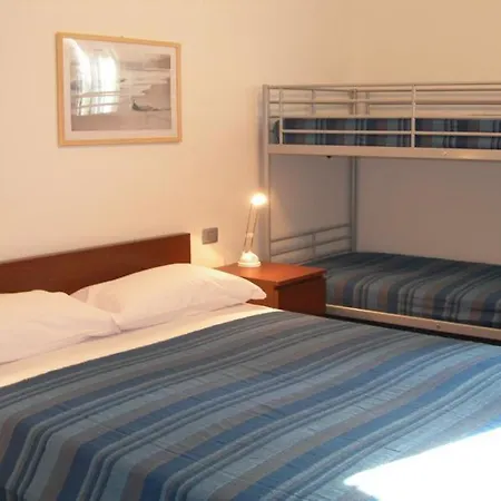 Oda ve Kahvaltı Ginestra Sestri Levante