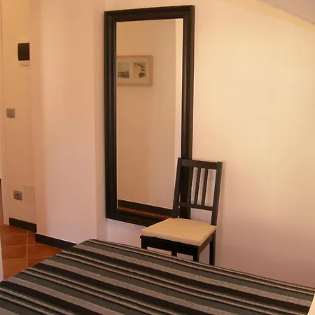 Ginestra 3*